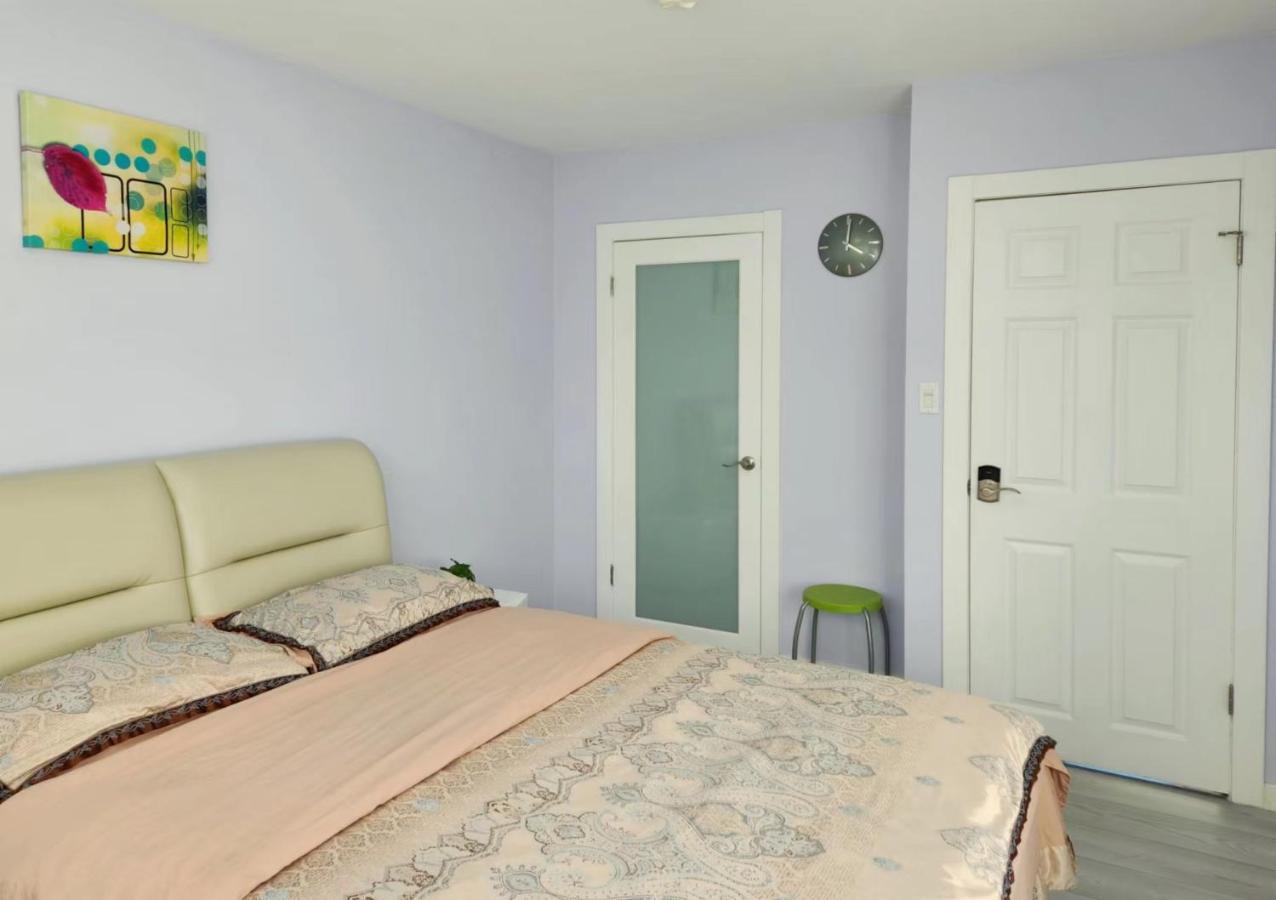 Private Single Room In A House ريتشموند، كولومبيا البريطانية المظهر الخارجي الصورة